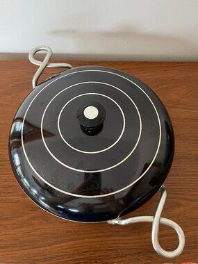 Vintage Wear-Ever Aluminum Pan Lid 9 In Retro Black Concentric Rings